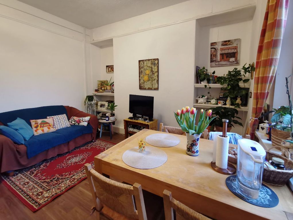 Property photo 2 of 9 Photo 1