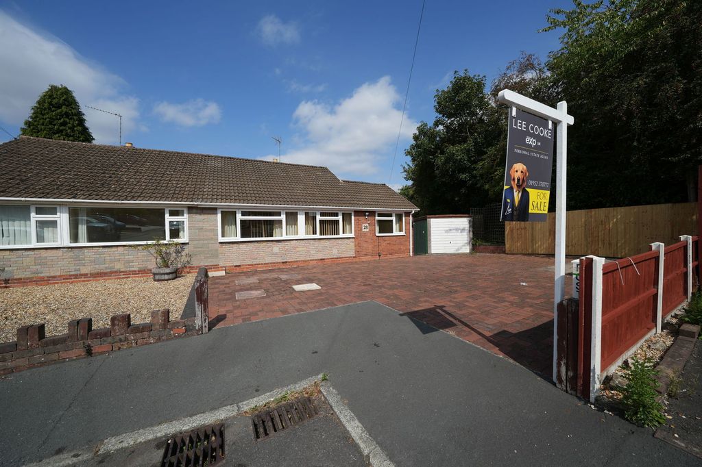 Property photo 1 of 30
