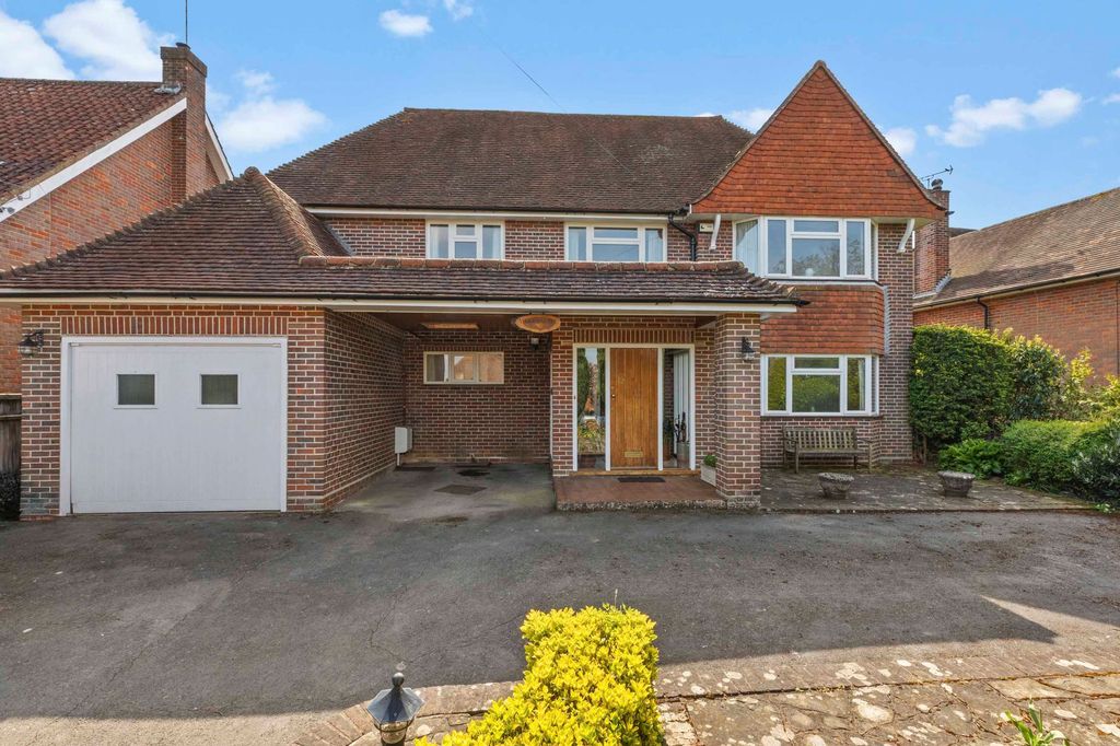 Property photo 1 of 17