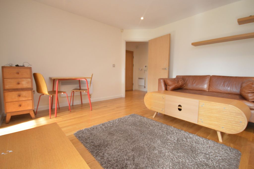 Property photo 2 of 12 Gallery