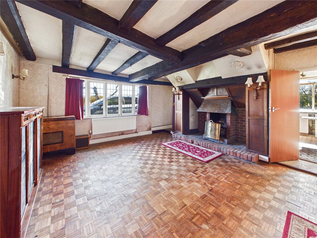 Property photo 3 of 32 Picture 3