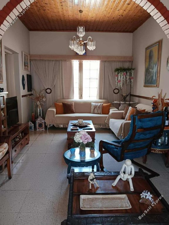 Property photo 3 of 15