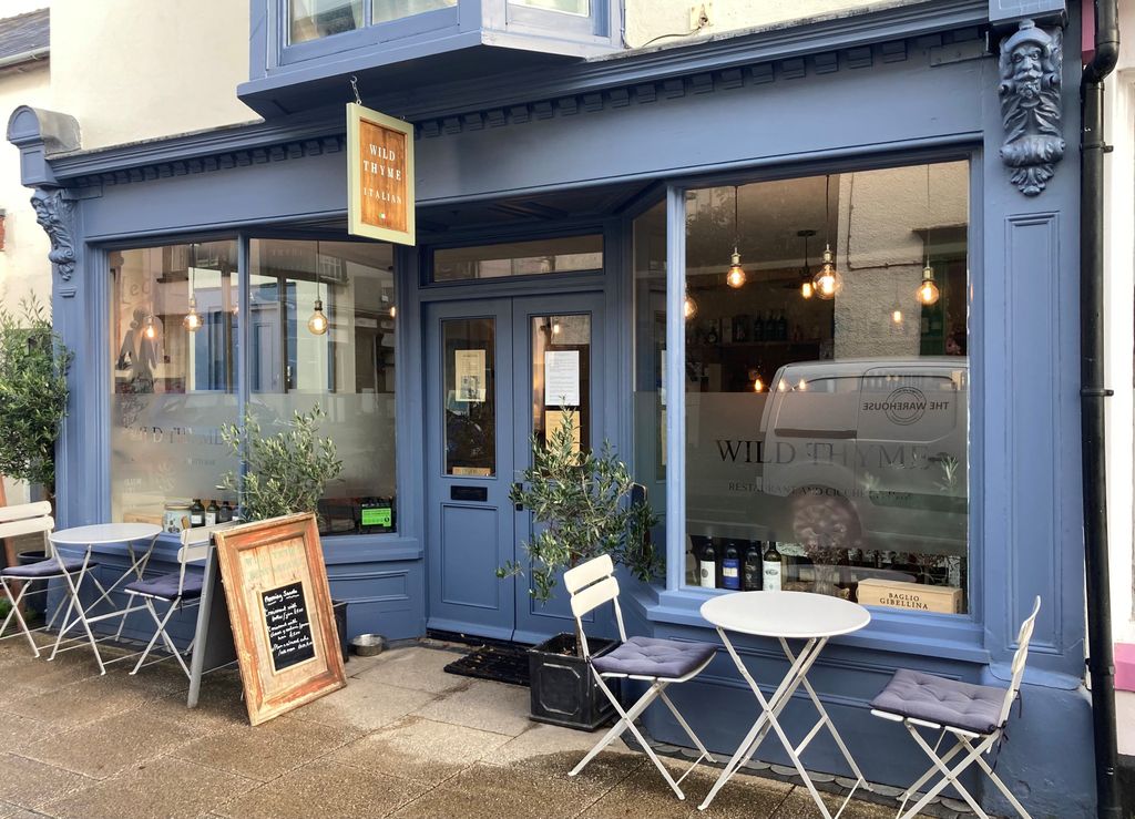 Property photo 1 of 8