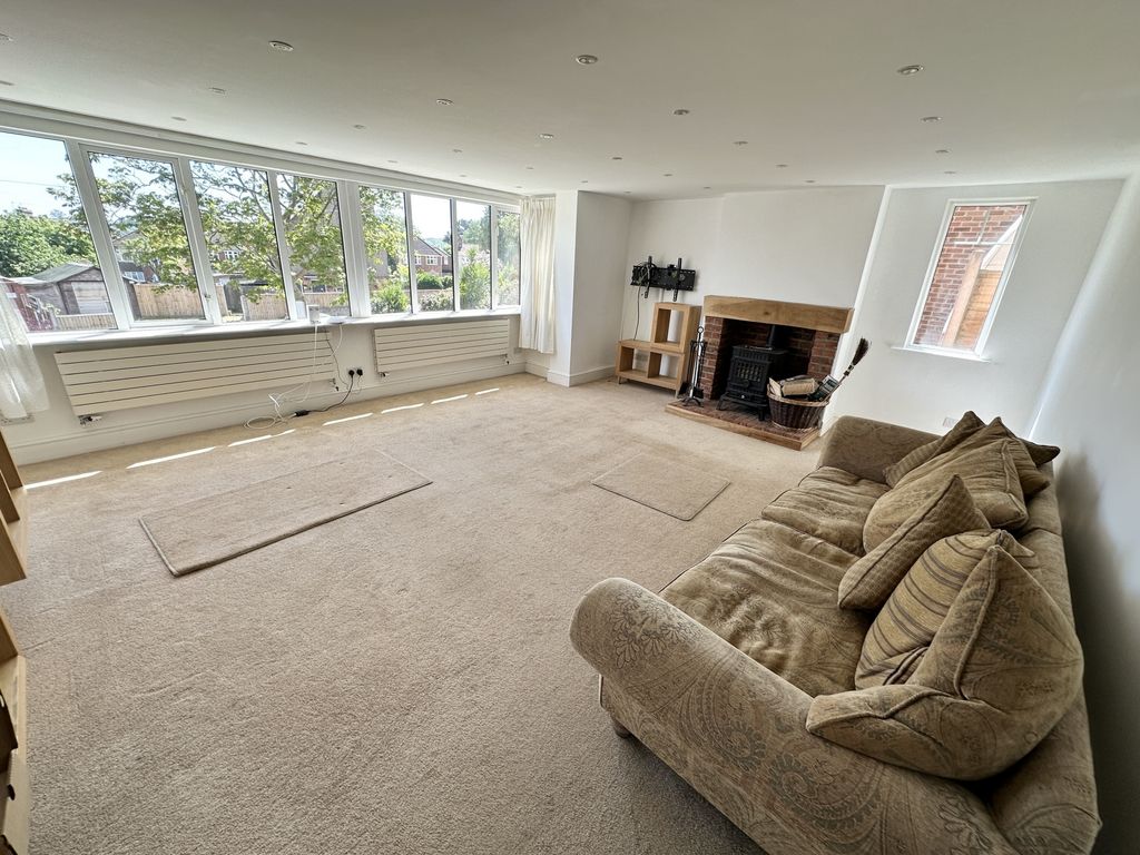Property photo 3 of 36 Photo 22