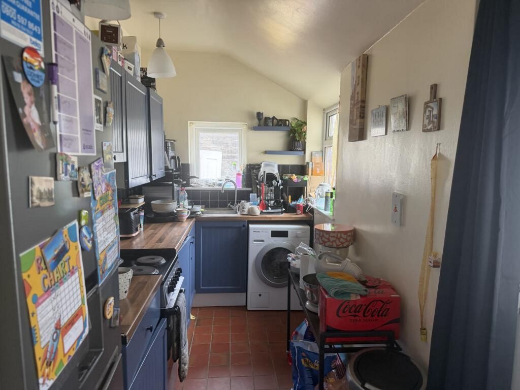 Property photo 3 of 8