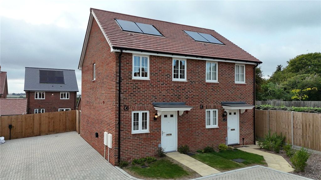 Property photo 3 of 10 Plot 8