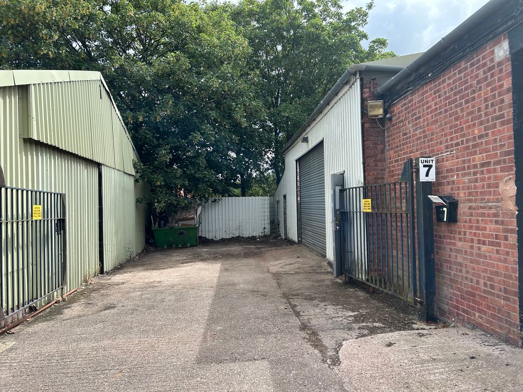 Property photo 3 of 4