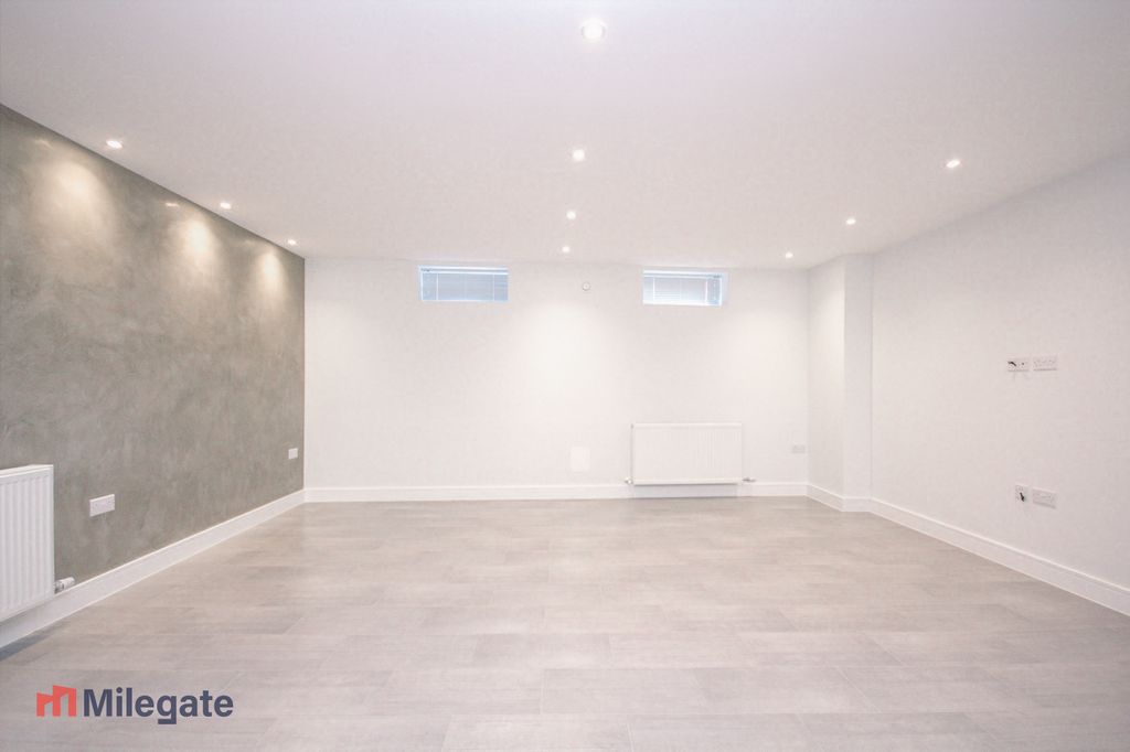 Property photo 1 of 6 Photo 1