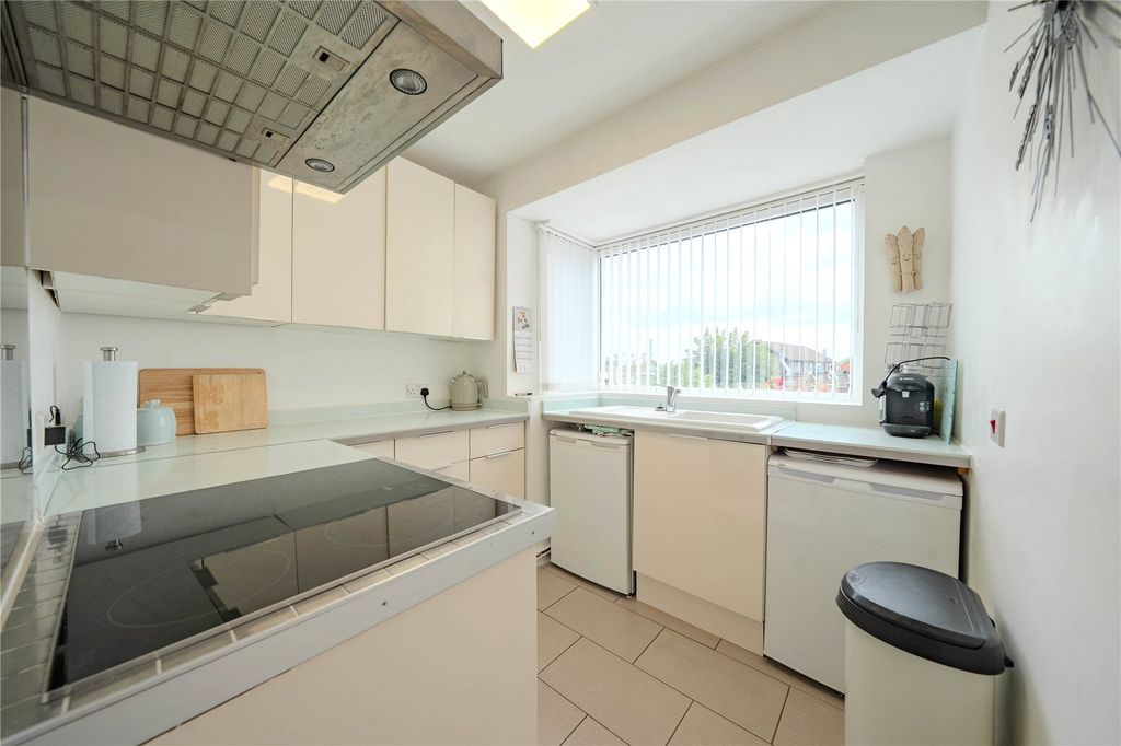 Property photo 3 of 12 Picture No. 06