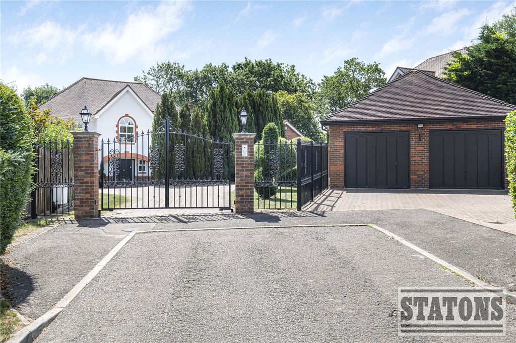 Property photo 2 of 26 Picture No. 41