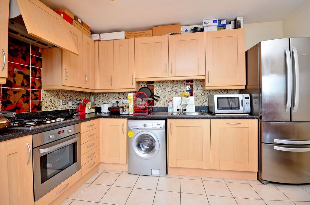 Property photo 3 of 7