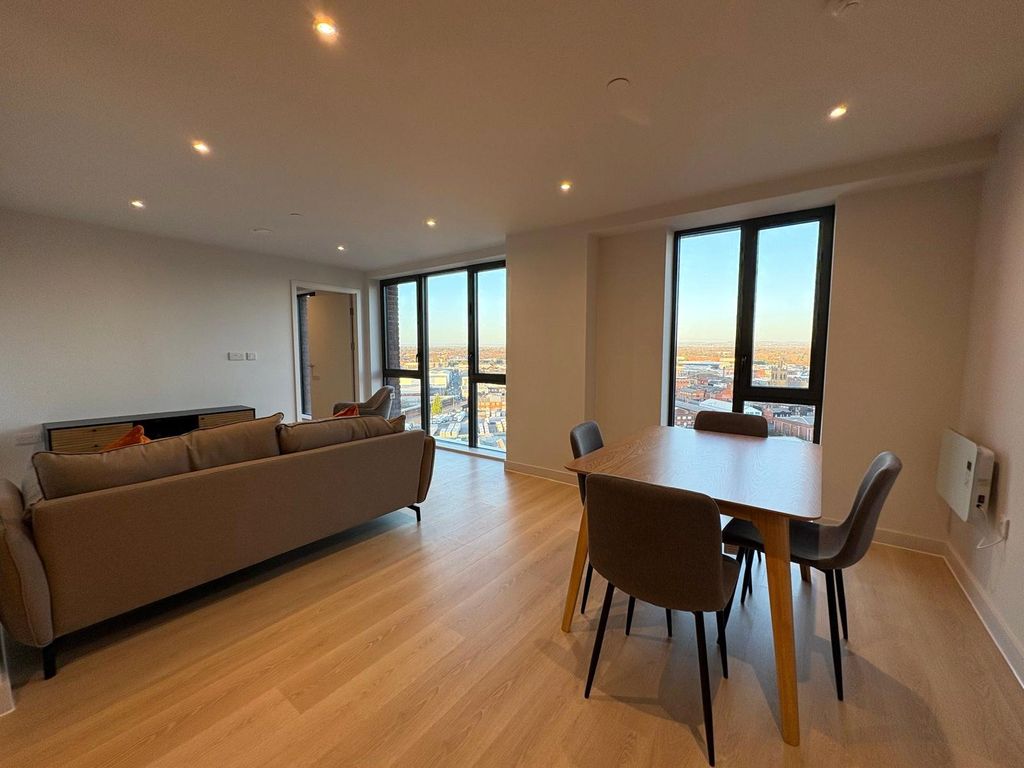 Property photo 2 of 17 Picture No. 02