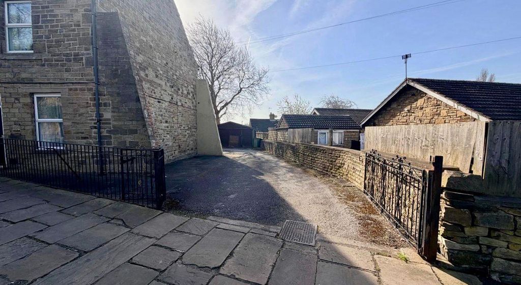 Property photo 2 of 9 Whatsapp Image 2026-04-13 At 1.26.35 Pm (6).Jpeg