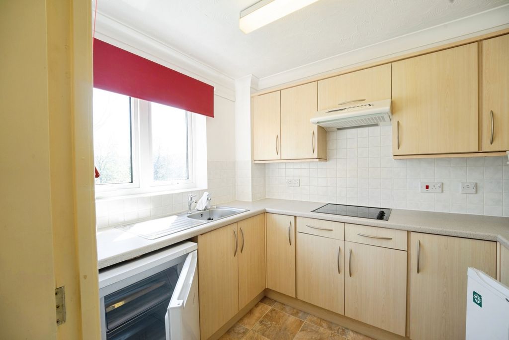 Additional image 4 of 1 bed flat for saleAire Valley Court, Bingley BD16