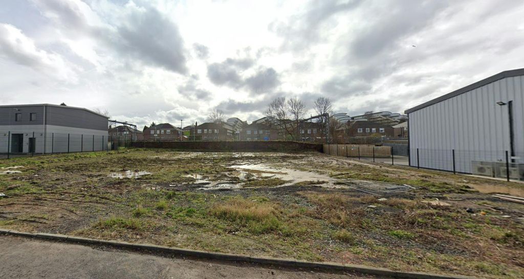 Property photo 1 of 1 Carnegie Road