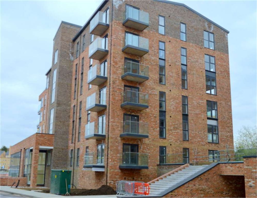 Property photo 1 of 11