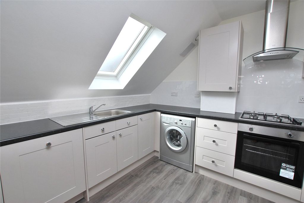 Property photo 3 of 6 Picture No. 12