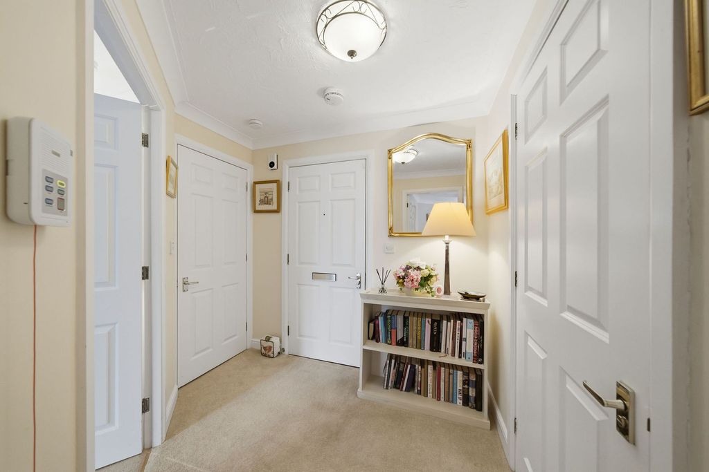 Additional image 14 of 1 bed flat for saleWellside Place, Wellside Court FK1