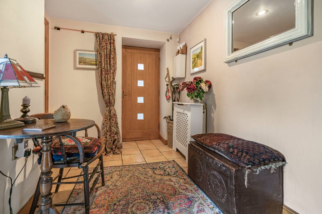 5 bed barn conversion for saleThe Barn, 6 Cromwell Bottom Drive, Brighouse HD6 photo 4