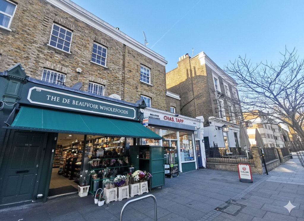 Property photo 1 of 10 Picture No. 25