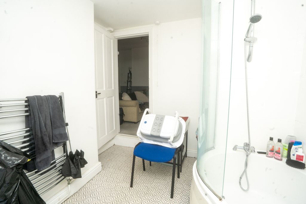 Additional image 12 of 2 bed flat for saleCatherine Street, Chester CH1