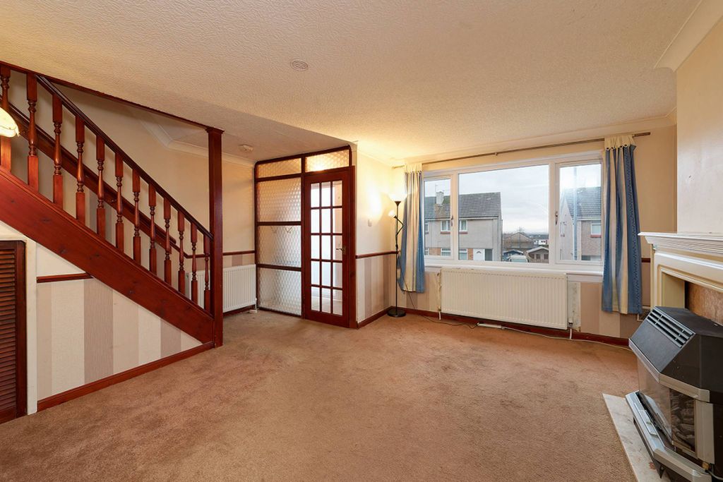 Property photo 2 of 21