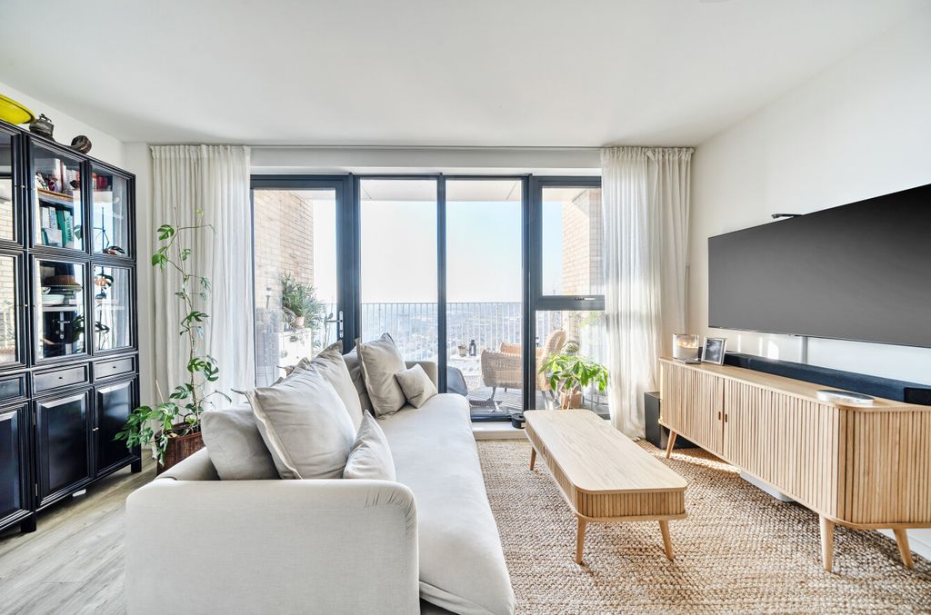 Property photo 1 of 23 1430837-11-69Bc27...