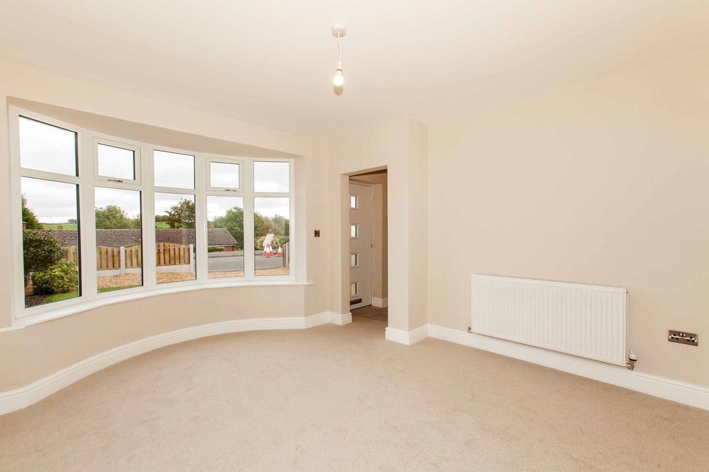 Property photo 3 of 24