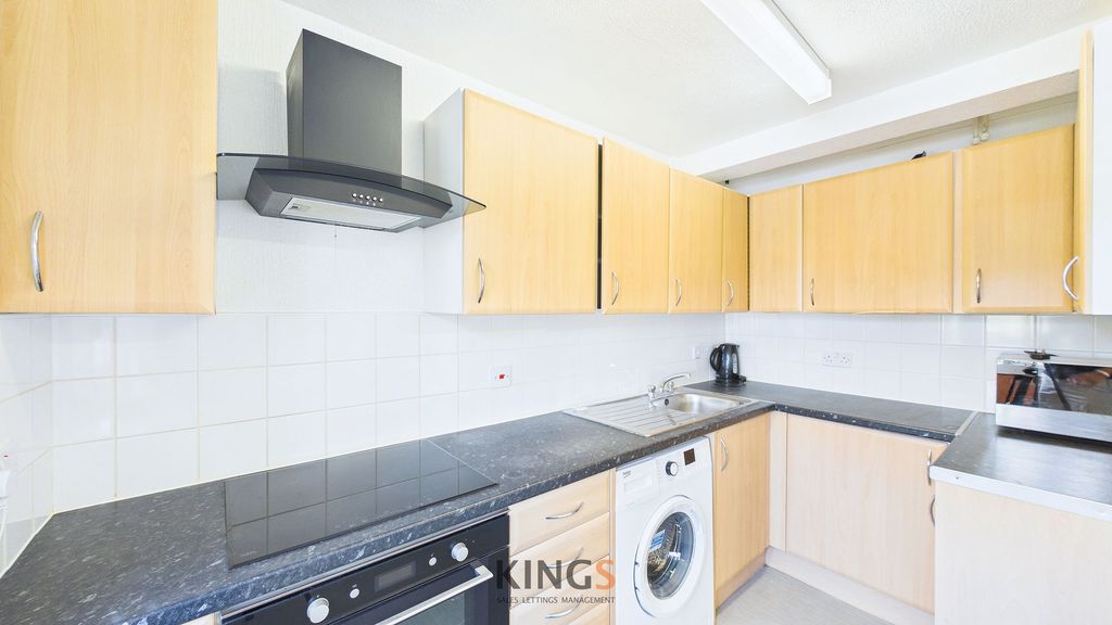 Property photo 2 of 16 Kitchen