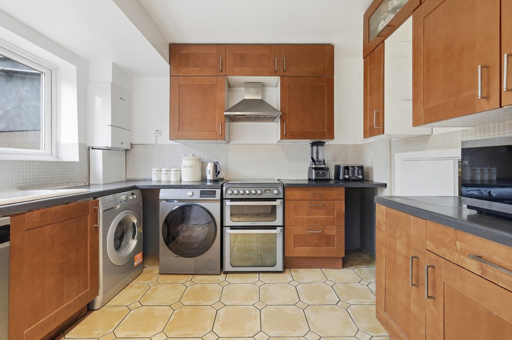 Property photo 3 of 18 Picture No. 08