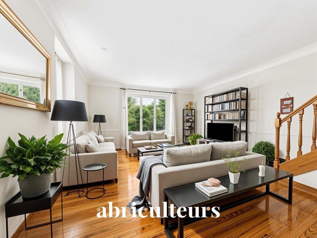 Property photo 1 of 13 Beautiful Old House To Renovate With Privileged View In Basse-Indre (44610)