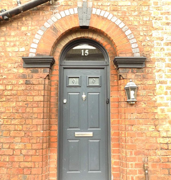 Property photo 2 of 30