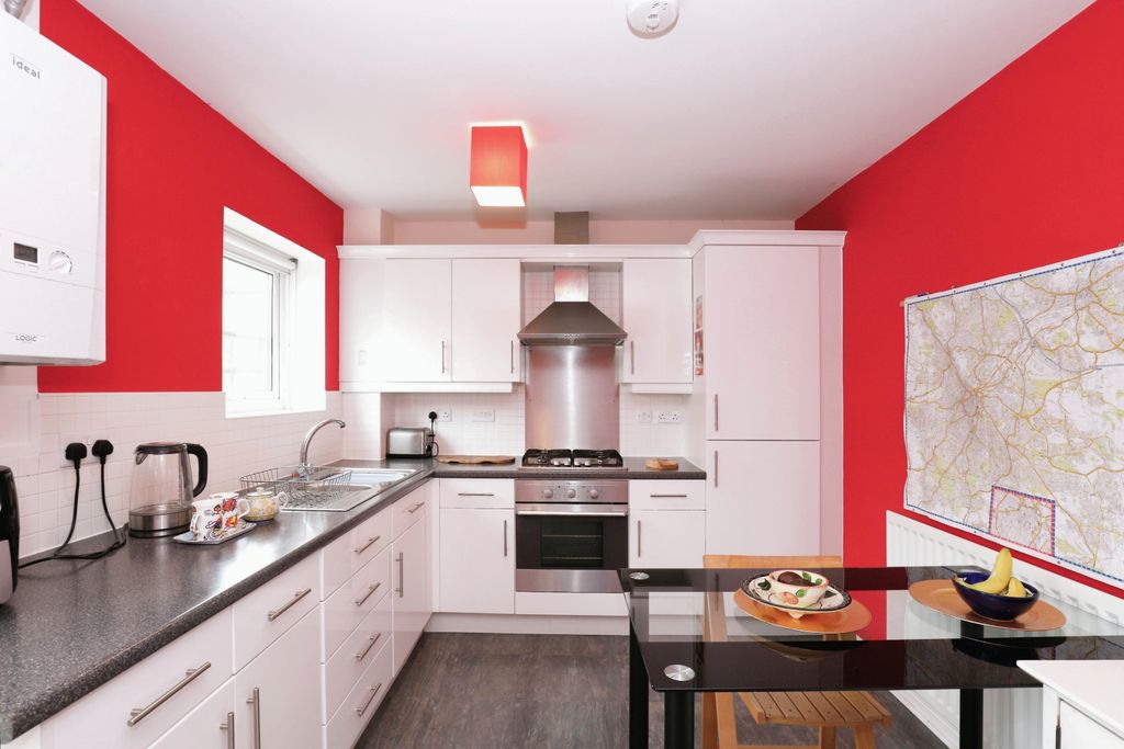 Property photo 2 of 16 Photography