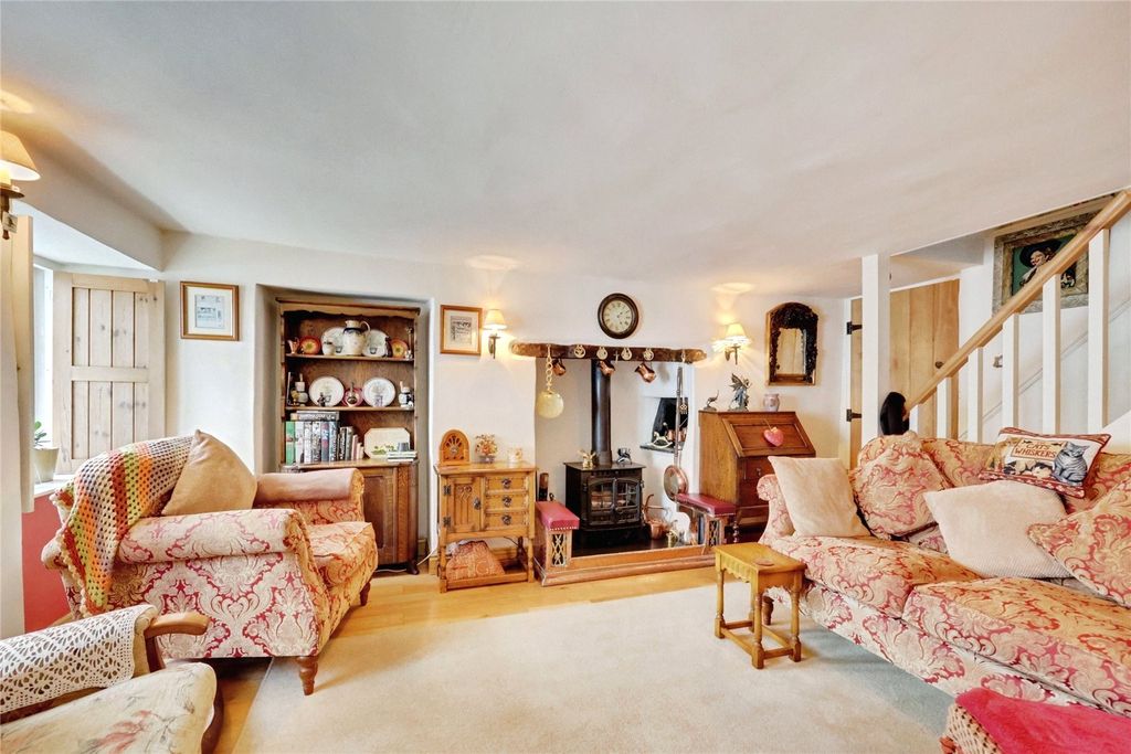 Property photo 2 of 15 Picture No. 30