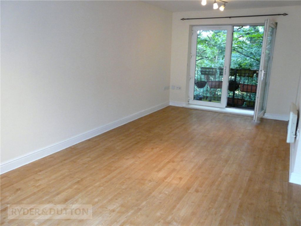 Property photo 3 of 7 Living Room