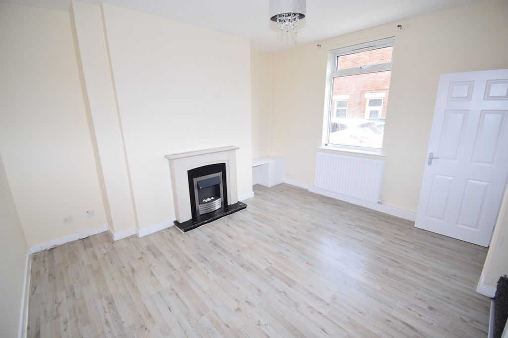 Property photo 3 of 9