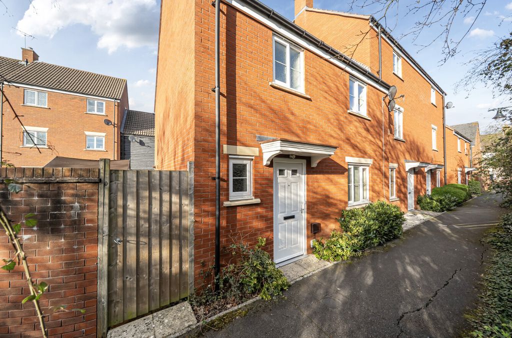 Property photo 1 of 15 1397686569c56A9c15510