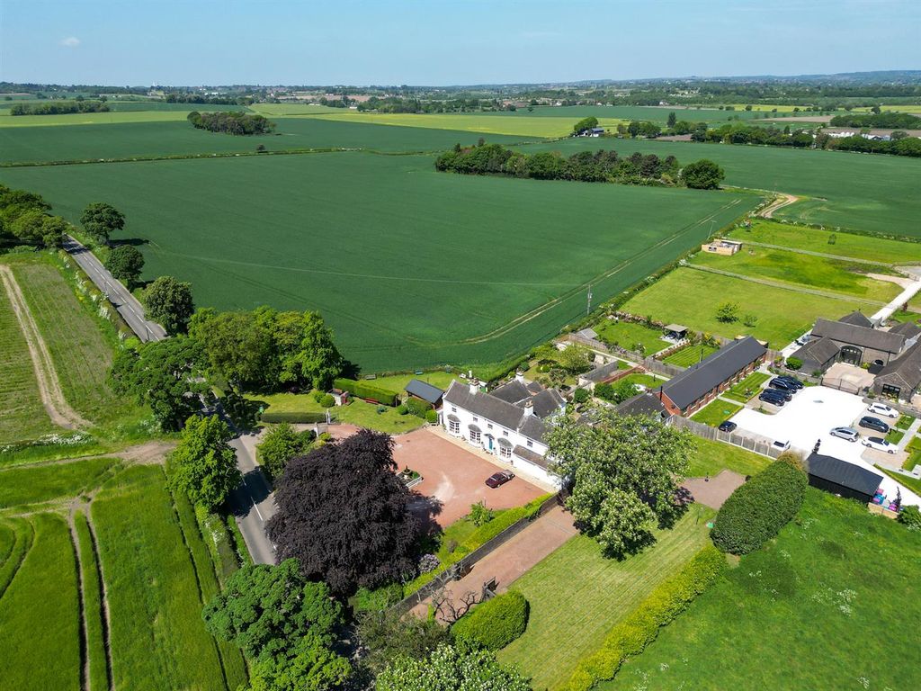 Property photo 1 of 59