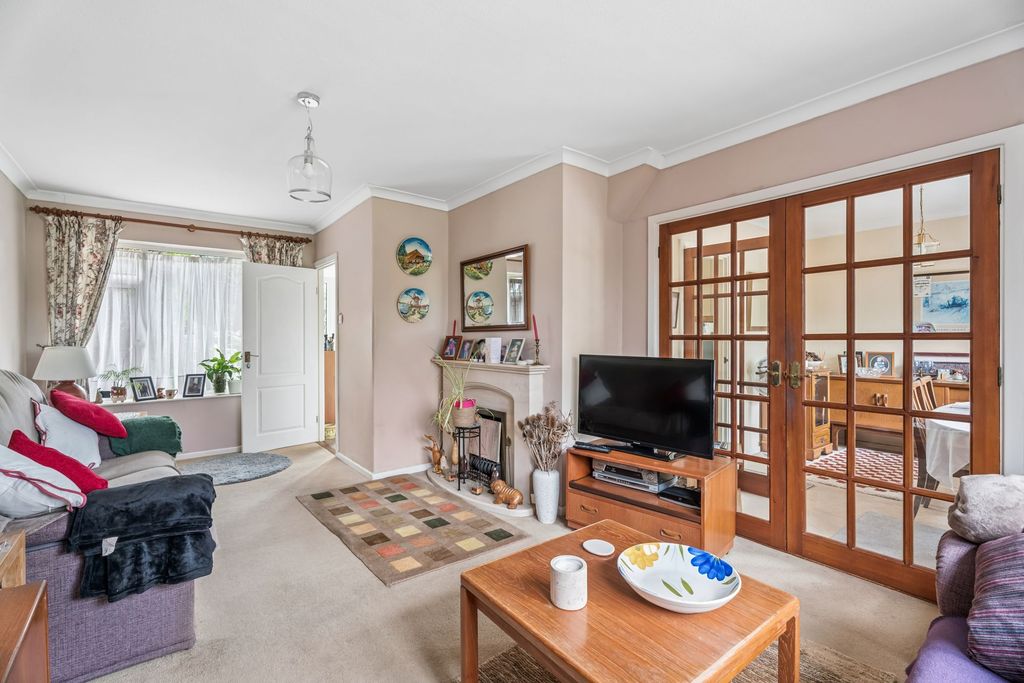 Property photo 3 of 19