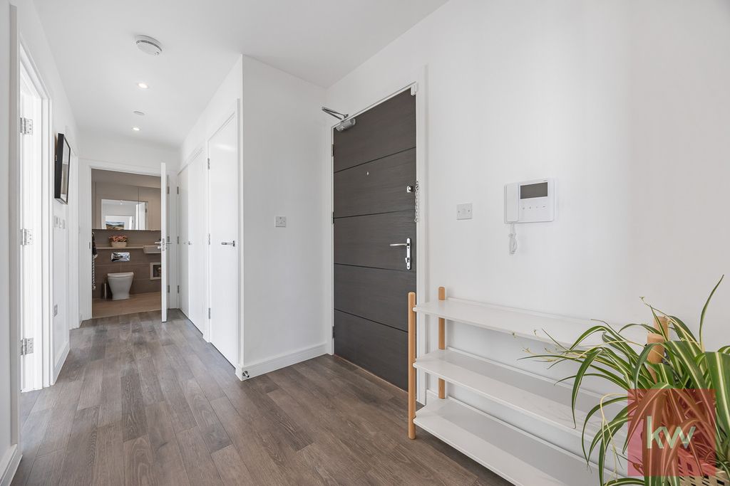 Additional image 20 of 2 bed flat for saleSt. Ives Road, Maidenhead, Berkshire SL6