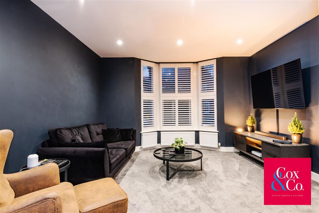 Property photo 3 of 15 81N_4177.Jpg