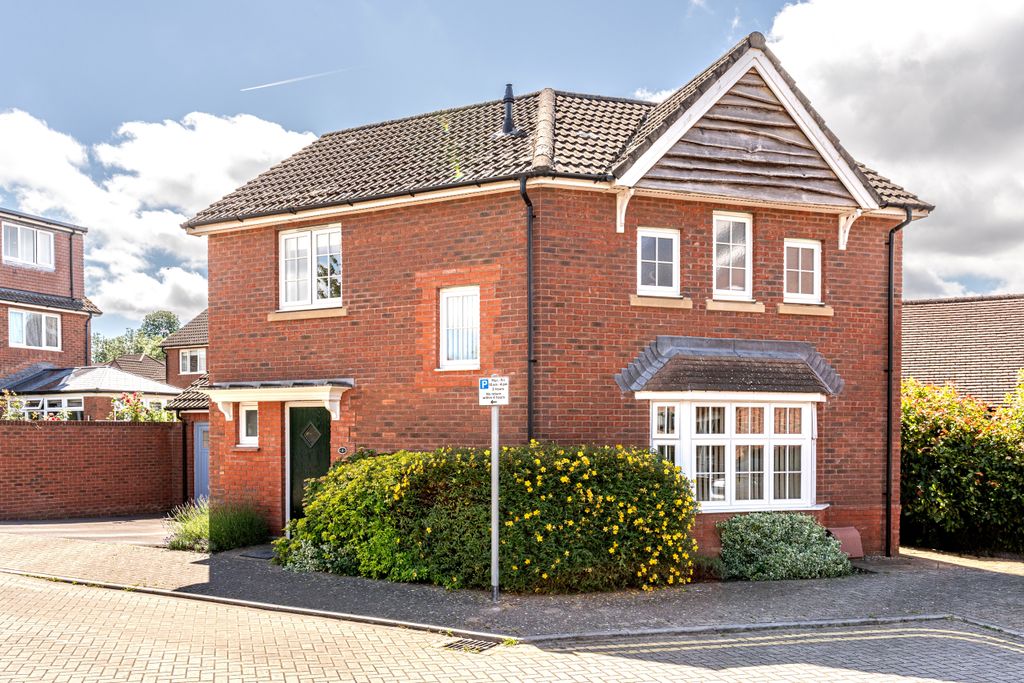 Property photo 2 of 16 A7407477-22