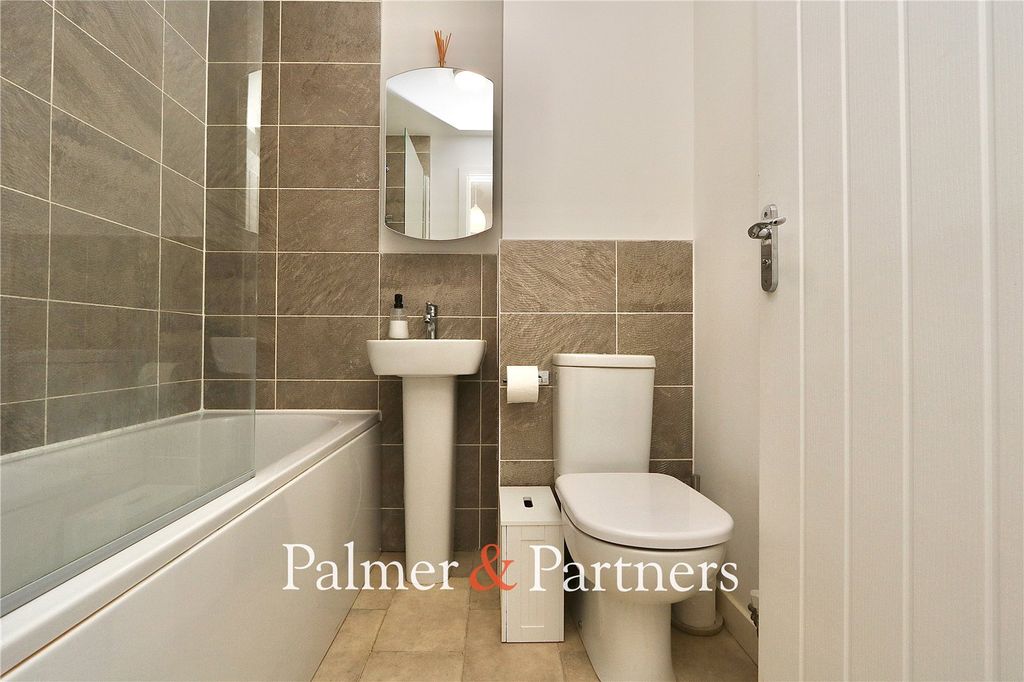 Property photo 2 of 19 Picture No. 05