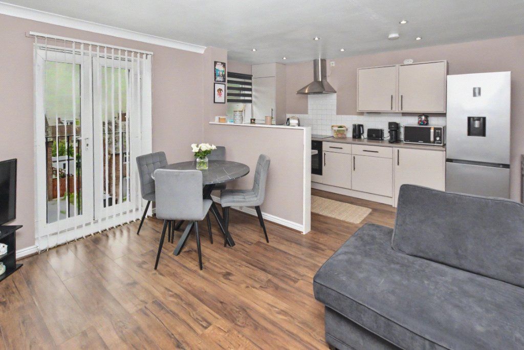 Property photo 2 of 14 Open Plan Living