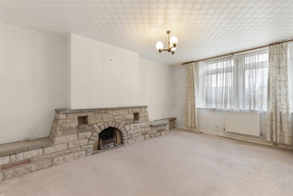 Property photo 2 of 18 Reception Room