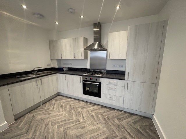 Property photo 2 of 14 Image