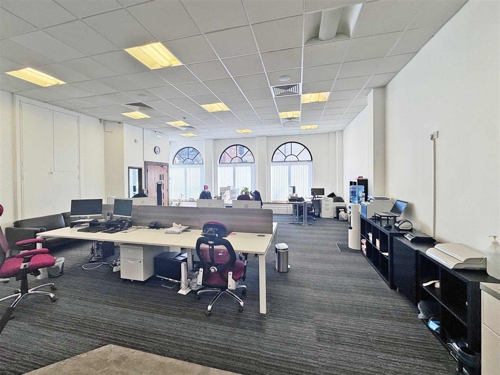 Property photo 3 of 16