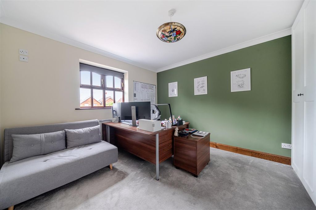 Additional image 13 of 7 bed detached house for saleHeadley Road, Liphook GU30