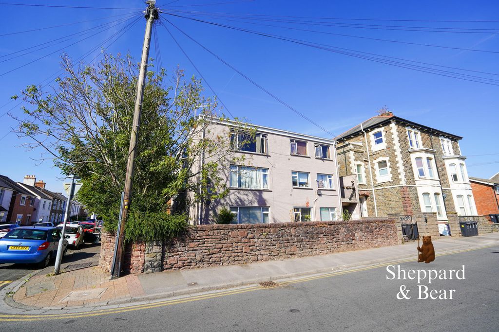 2 bed flat for saleRomilly Road West, Cardiff CF5