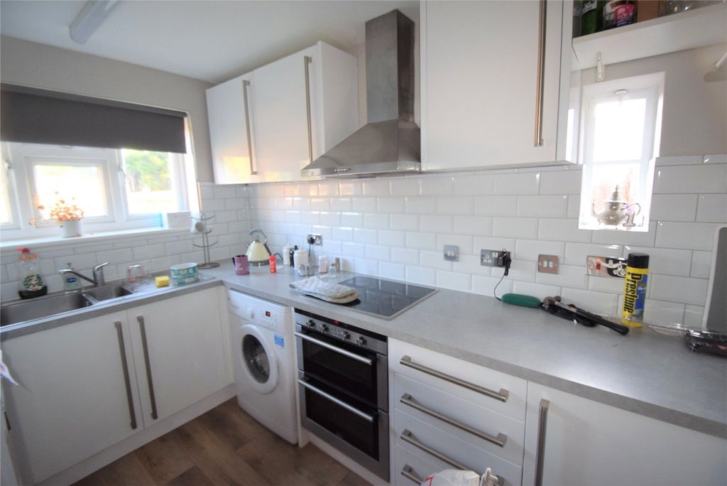 Property photo 1 of 5 Kitchen